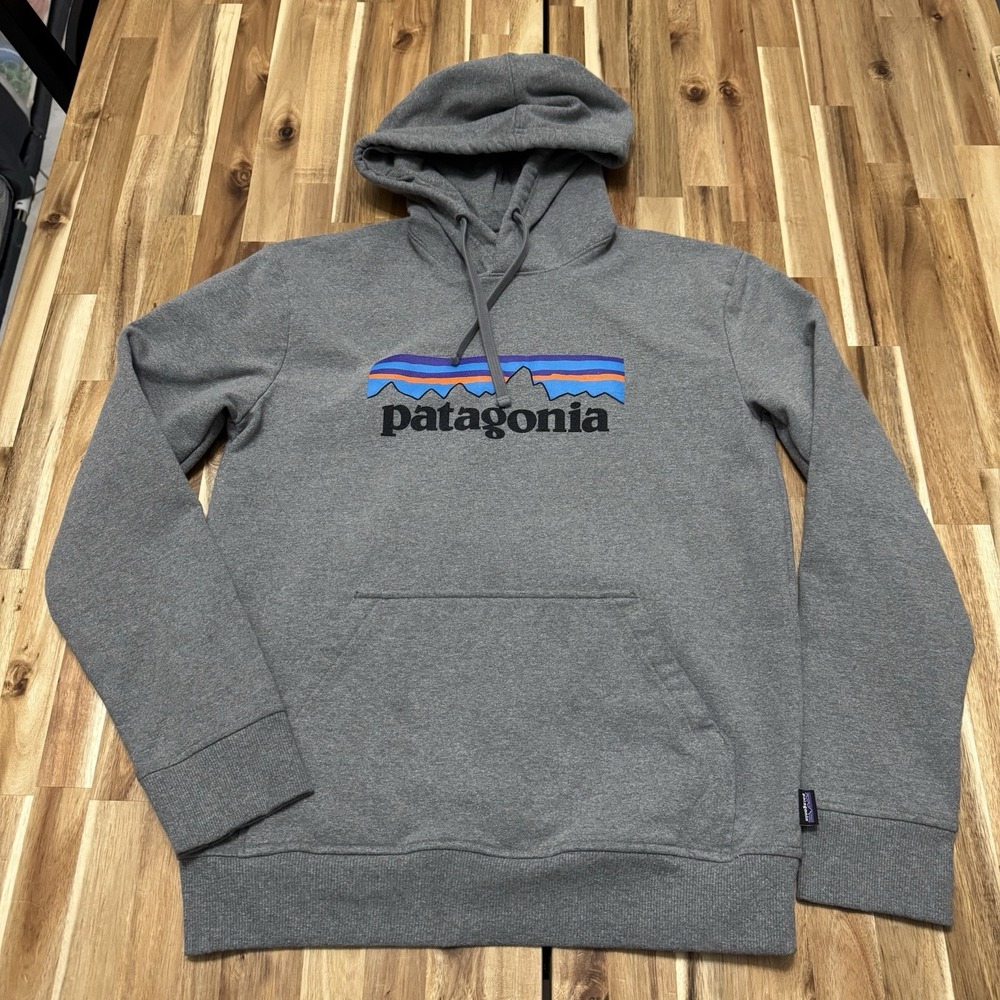 Patagonia Uprisal Hoodie Adult‎ S Gray Fleece Sweatshirt Logo Spell Out Outdoor
